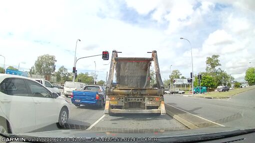 Изображение с Garmin DashCam 46