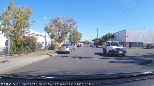 Изображение с Garmin DashCam 45