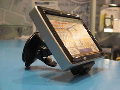 GPS навигатор Garmin nuvi 5000. Маловато не будет GPS навигатор Garmin nuvi 5000. Маловато не будет