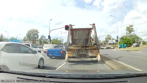 Изображение с Garmin DashCam Mini